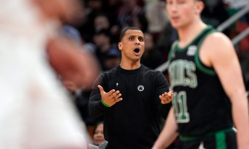 Celtics’ bench rewards Joe Mazzulla’s faith again in win over Rockets