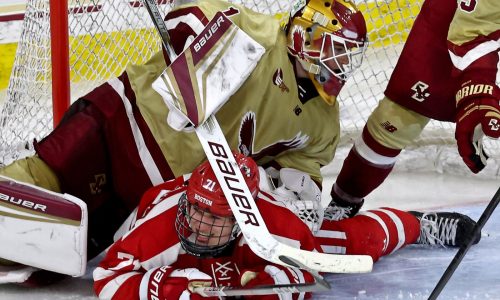 No. 2 BC completes a series sweep over No. 1 BU with a 4-3 win
