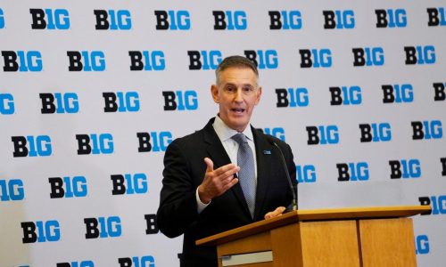 Big Ten won’t expand conference basketball schedules and plans 15-team tournament for next year