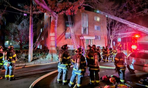 One dead following early morning fire in Cambridge apartment building