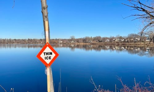 Another day, another northern Minnesota ice rescue: This time, 50 stranded anglers brought to shore