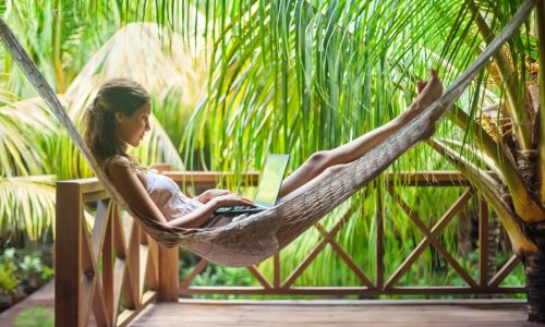 Why ‘blended travel’ gives short-term rentals a boost over hotels