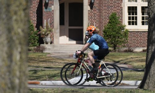 Judge gives St. Paul deadline to produce Summit Ave. bikeway records