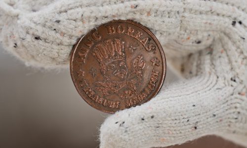 Thirty years after quietly vanishing, an original Pioneer Press Treasure Hunt bronze medallion resurfaced. That’s only the start of the mystery.