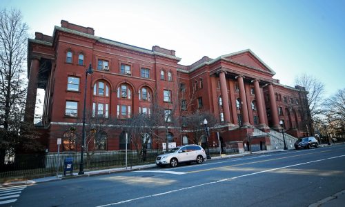 Massachusetts emergency shelter spending for FY24 up to $247M, report says