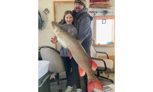 10-year-old angler lands massive muskie on Lake of the Woods