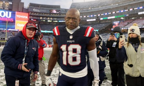 Patriots players honor Matthew Slater is what could be captain’s last game