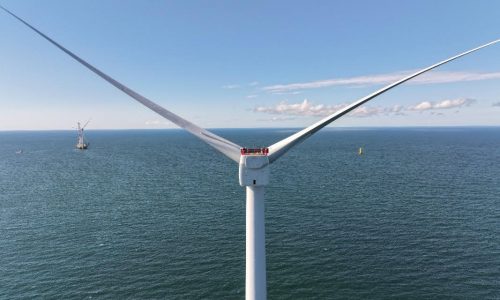 Vineyard Wind begins delivering power to Massachusetts grid