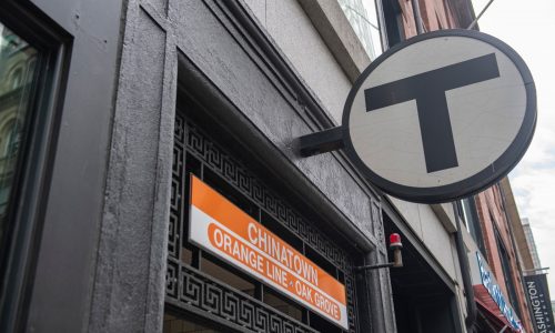 Stranded: Power outage hits MBTA during rush hour commute