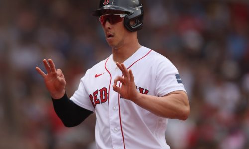 Rob Refsnyder says Red Sox must embrace Dirt Dog playing style of past teams