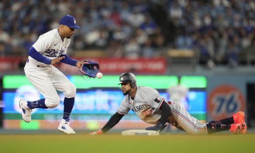 ‘Happy and healthy’ Byron Buxton targets 30 stolen bases for Twins this season