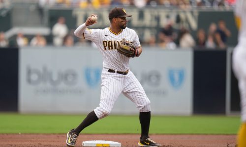 Padres announce ex-Red Sox SS Xander Bogaerts moving to second base