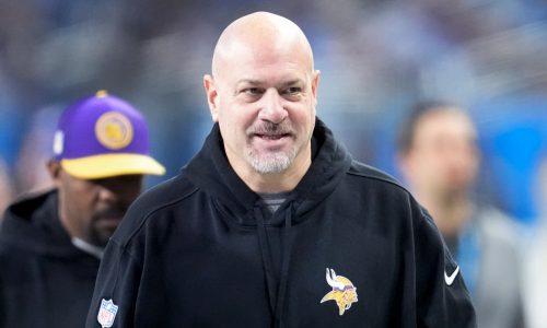 Vikings name Mike Pettine outside linebackers coach, part ways with Mike Smith