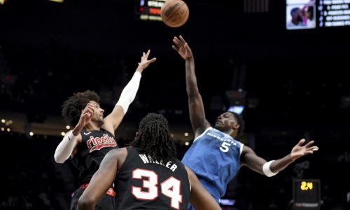 Wolves embarrass Trail Blazers, enter all-star break on 4-game winning streak