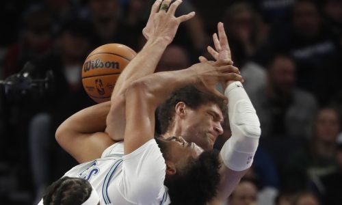 Third quarter egg leads to Timberwolves loss to Bucks under national spotlight