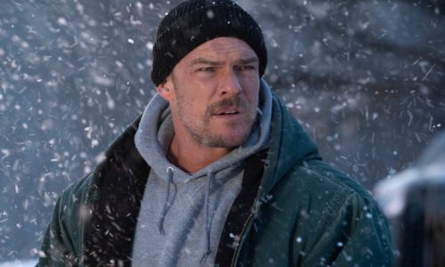 Alan Ritchson extends his reach with ‘Ordinary Angels’