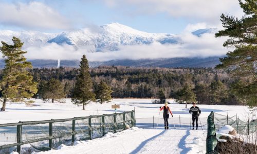 For a magical winter break, head to Omni Mount Washington Resort