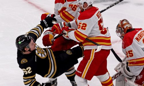 Bruins drop 4-1 decision to Calgary in a stinker