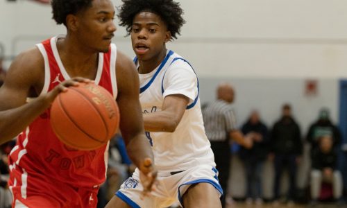 Thursday’s high school roundup/scores: Chloe Azoff nets 23 points, powers Dennis-Yarmouth past Hull