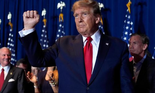 Trump is winning big with his base, but there’s no sign that he’s broadening support