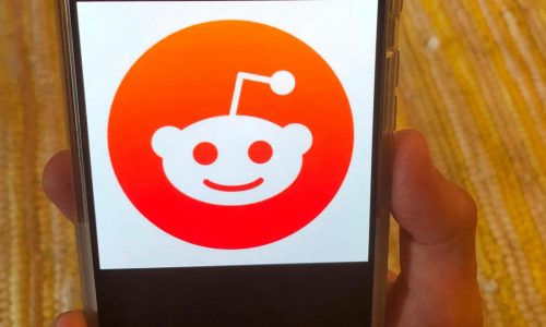 Reddit strikes $60 million deal allowing Google to train AI models on its posts