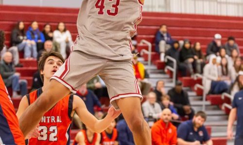 Friday’s high school roundup: Peabody’s Logan Lomasney nets 1,000th point in victory