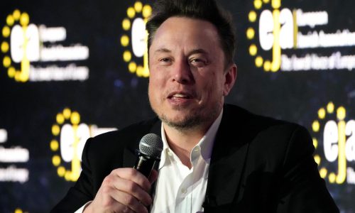 Judge orders Elon Musk to testify in SEC probe of his $44 billion Twitter takeover in 2022