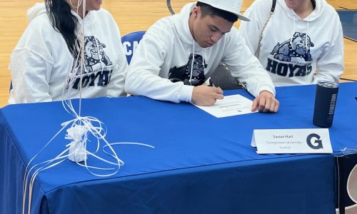 ‘Life changing’: St. Thomas Academy running back Savion Hart signs for full ride to play for Georgetown