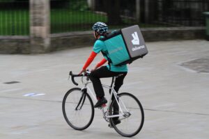 Thousands of Deliveroo and Uber Eats Drivers Set to Strike on Valentine’s Day
