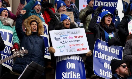 Dropkick Murphys, national union president speak out for striking Newton teachers