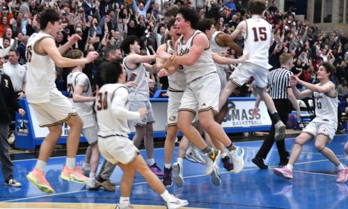 Jackson Rava’s last-second three sends Sharon to Division 2 boys hoop final