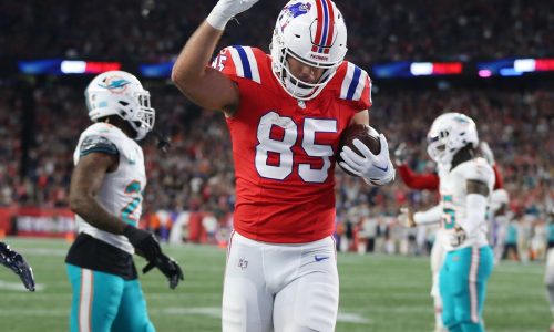 Source: Full details of Patriots TE Hunter Henry’s new three-year contract