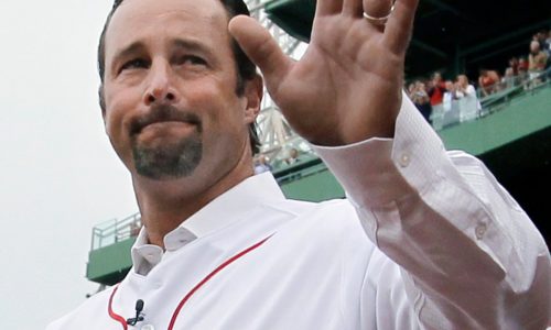 Column: Invite or no, Schilling should stay away on Wakefield’s day