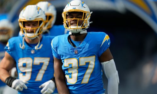 Source: Patriots signing free-agent S Jaylinn Hawkins