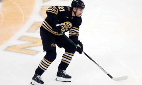 Bruins notebook: James van Riemsdyk earns his silver stick