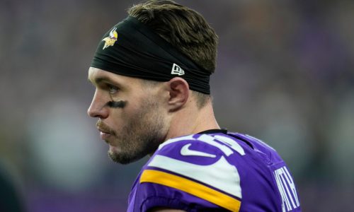 Harrison Smith agrees to restructured contract that keeps him with Vikings