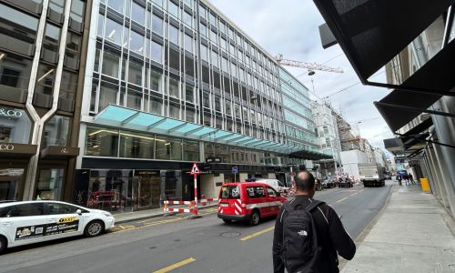 Oil trader settles bribery claims