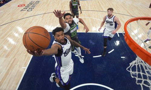 Malik Monk scores 39 to lead Kings past Timberwolves in overtime