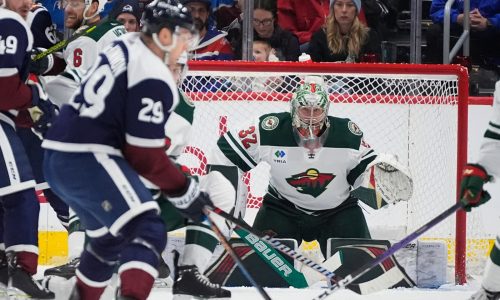 In battle of buyers and sellers, Wild earn big point in Colorado