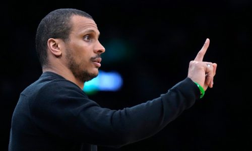 Celtics’ Joe Mazzulla explains viral moment after trying to block opponent’s shot during timeout