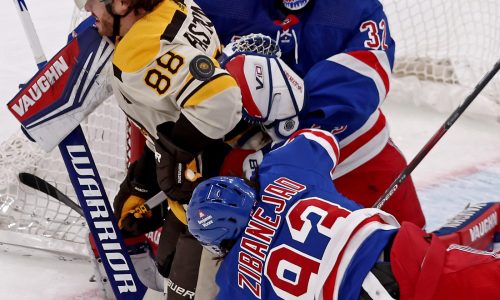 Bruins fall to Rangers, 5-2, get swept in season series