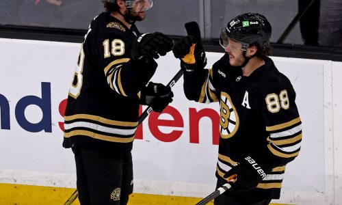 Bruins notebook: Jim Montgomery looking for shot mentality in power play