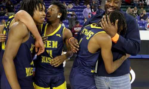 Dogged defense sparks New Mission to Div. 5 boys state title