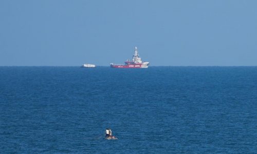 The first ship to use a new sea route approaches Gaza with 200 tons of aid