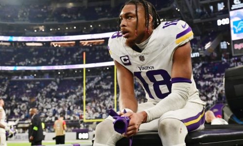 Vikings will keep Justin Jefferson involved in future plans at quarterback