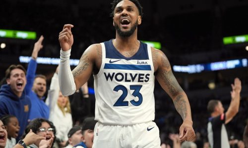 Timberwolves throttle tanking Toronto by 48 points