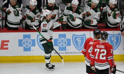 Wild stave off elimination with 4-0 victory at Chicago