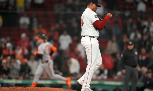 Red Sox blow late lead, lose 9-4 in 10 innings as Orioles complete sweep