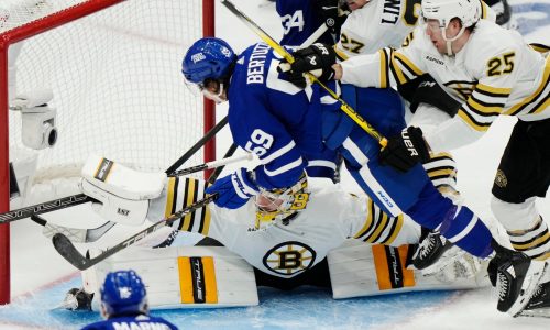 Bruins notebook: Goalie rotation question back on the table