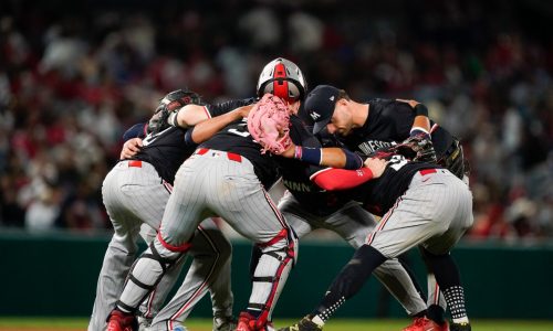 Twins reach .500 with shellacking over Angels, run winning streak to six games